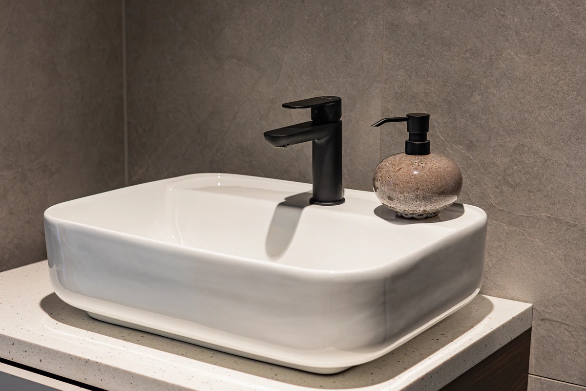 WSB_ŁAZIENKA_A_MARAŚ 7