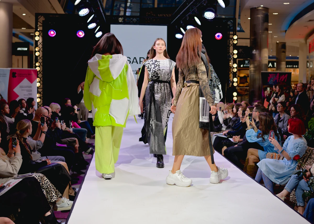 Pokaz w Galerii Kazimierz @lukaszkonka_foto_ - 20